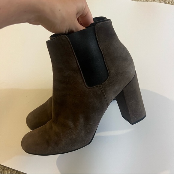 Saint Laurent suede Chelsea boots - Picture 7 of 9